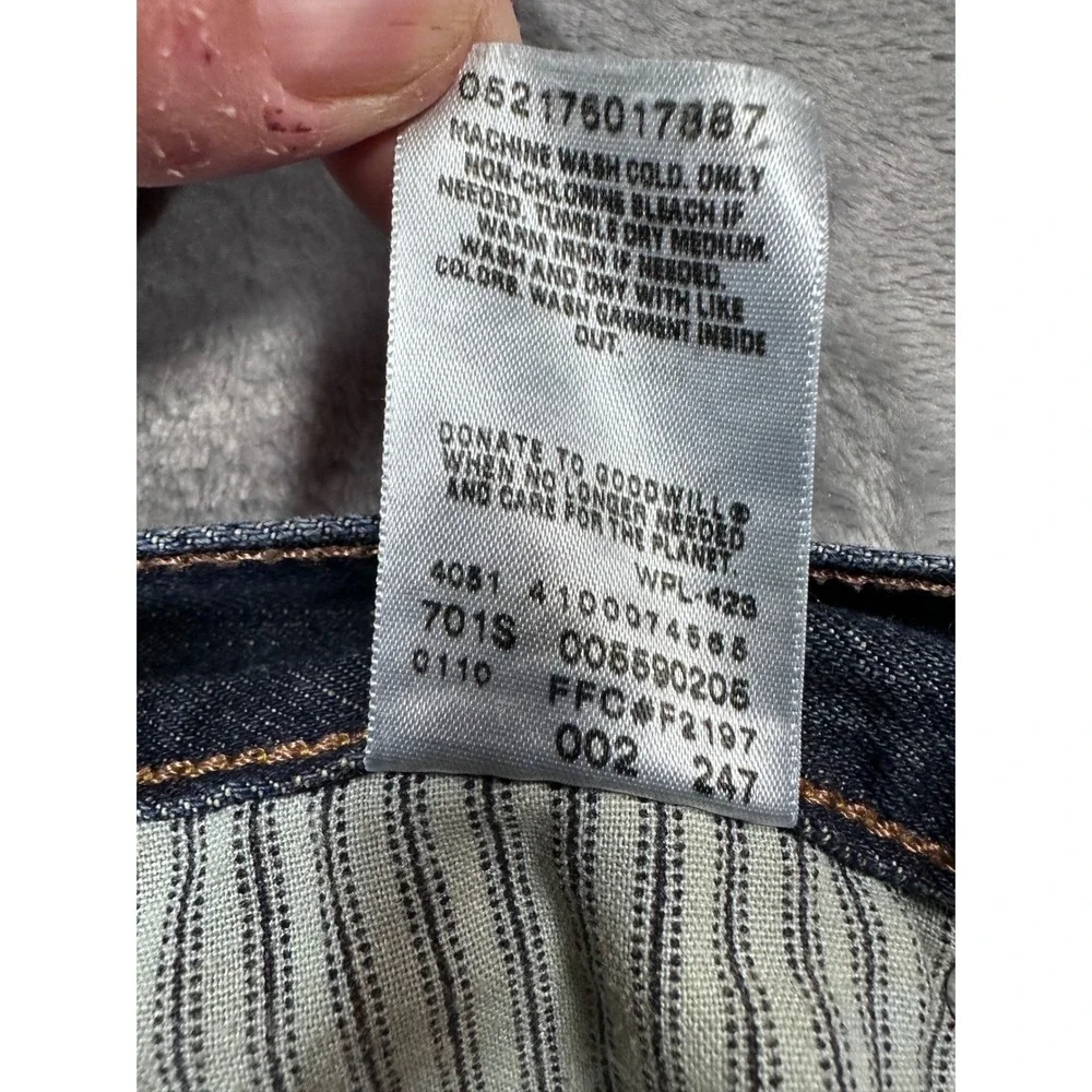 Levis 559 Relaxed Straight Jeans Mens 34x32 Dark Wash Blue Denim 100% Cotton